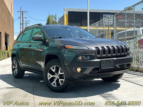 Used 2015 Jeep Cherokee Trailhawk image 1