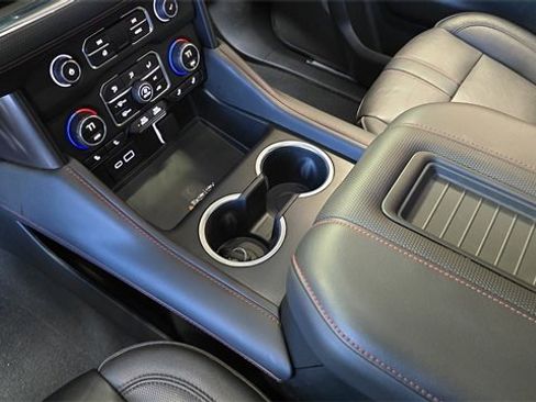 Used 2023 Chevrolet Suburban RST image 21