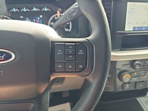 Used 2024 Ford F250 XL w/ STX Appearance Package AWD/4WD image 18