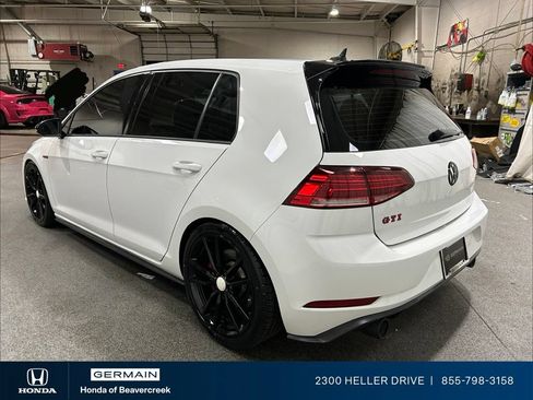 Used 2021 Volkswagen GTI SE FWD image 6