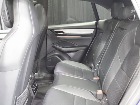 Certified 2024 Porsche Macan 4 Electric image 21