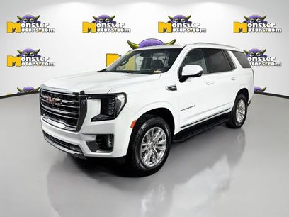 Used 2024 GMC Yukon SLT w/ SLT Luxury Package