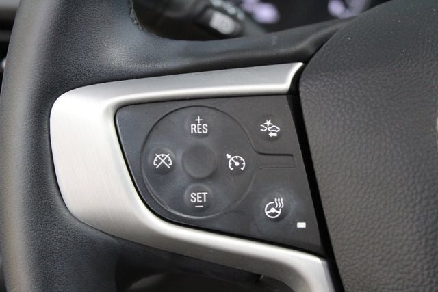Used 2023 GMC Terrain SLT w/ LPO, Floor Liner Package AWD/4WD image 18