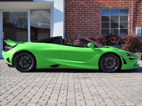 New 2026 McLaren 750S image 3