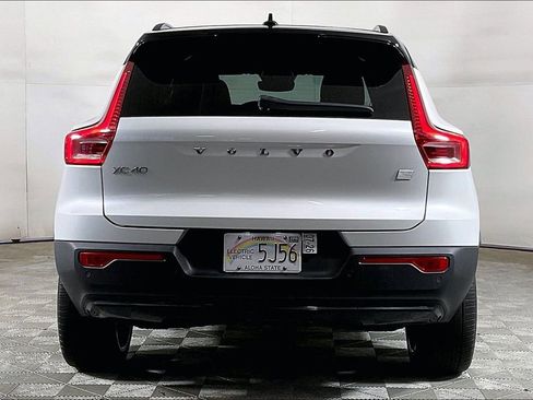 Used 2023 Volvo XC40 Recharge Ultimate w/ Protection Package Premier AWD/4WD image 3