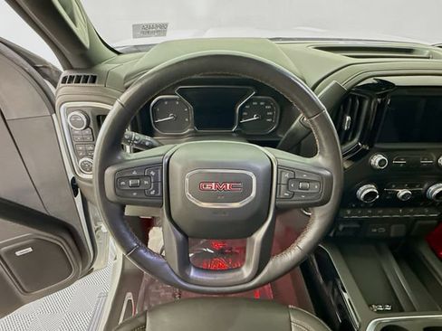 Used 2020 GMC Sierra 2500 AT4 w/ AT4 Premium Package AWD/4WD image 12