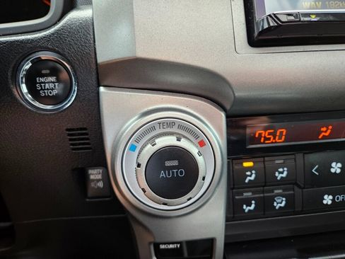 Used 2012 Toyota 4Runner Limited AWD/4WD image 25