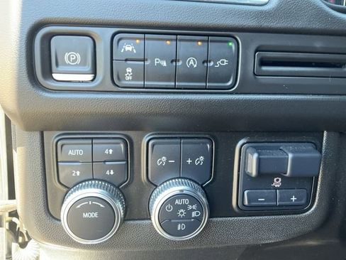 Used 2021 GMC Yukon SLT w/ Max Trailering Package AWD/4WD image 27