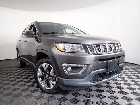 Used 2020 Jeep Compass Limited AWD/4WD image 11
