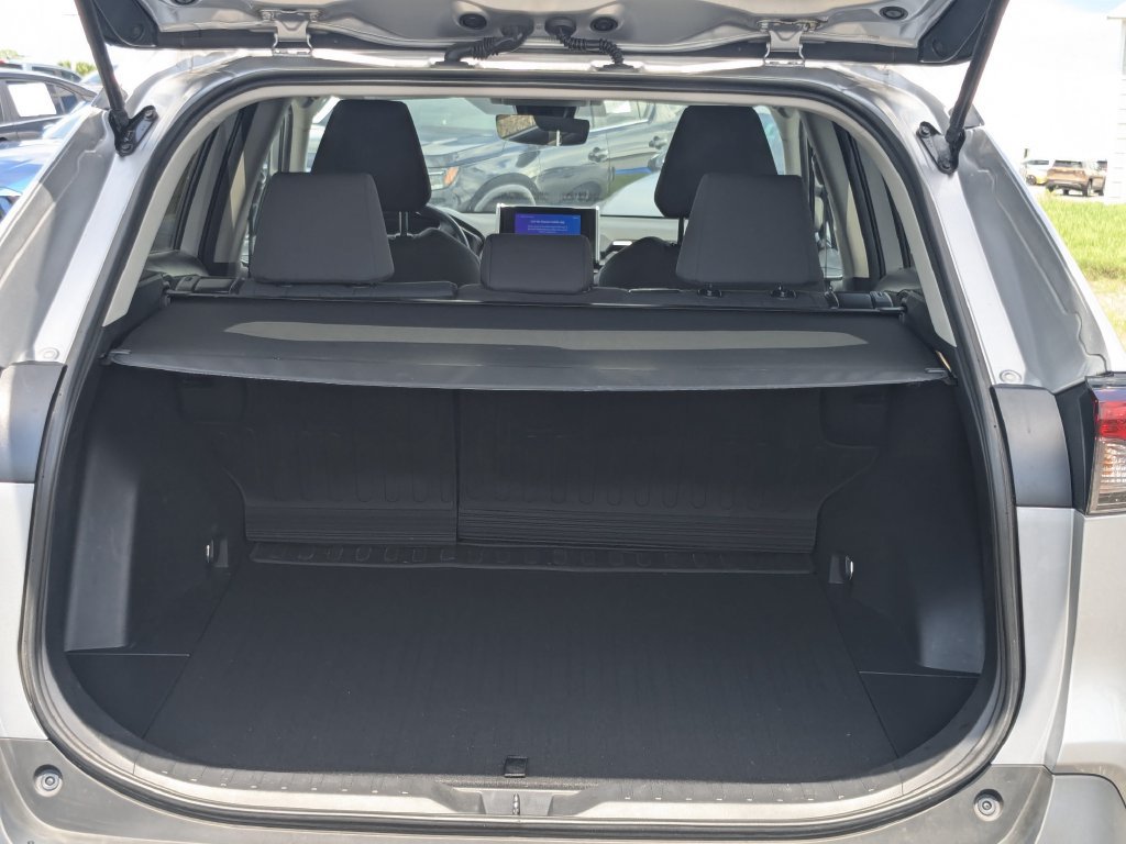 Used 2024 Toyota RAV4 XLE AWD/4WD image 13