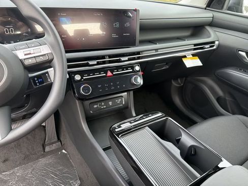 New 2026 Hyundai Tucson Blue SE image 27