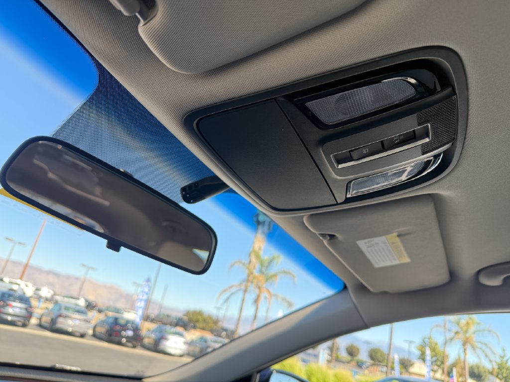 Used 2019 Kia Sorento FWD V6 image 27