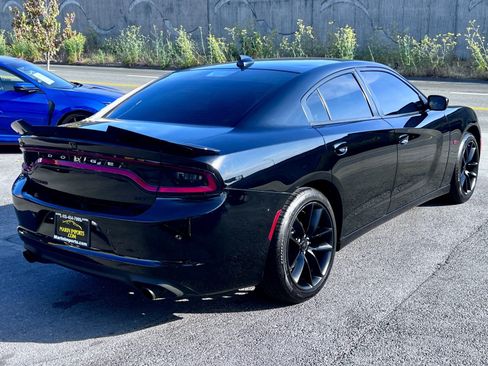 Used 2020 Dodge Charger GT RWD image 6