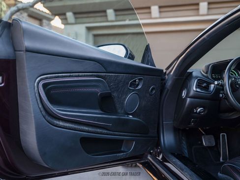 Used 2018 Aston Martin DB11 V8 image 21