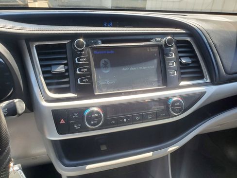 Used 2019 Toyota Highlander Plus image 53