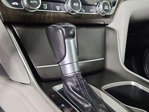 Used 2018 Honda Accord EX-L image 20