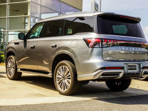 Certified 2025 INFINITI QX80 Sensory AWD/4WD image 9