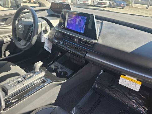 New 2026 Toyota Prius XLE image 12