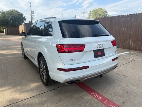 Used 2018 Audi Q7 3.0T Prestige AWD/4WD image 4