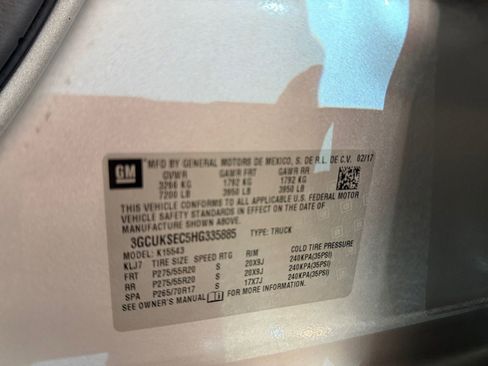 Used 2017 Chevrolet Silverado 1500 LTZ Z71 w/ LTZ Plus Package AWD/4WD image 40