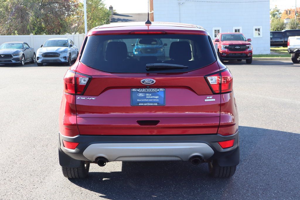 Used 2019 Ford Escape SE FWD image 19