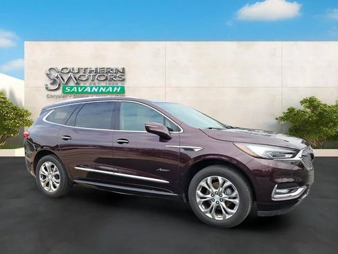 Used 2020 Buick Enclave Avenir w/ Avenir Technology Package AWD/4WD image 7