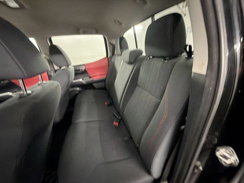 Used 2019 Toyota Tacoma SR5 RWD image 21