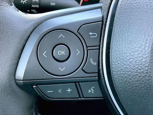 Used 2024 Toyota RAV4 XLE Premium image 21