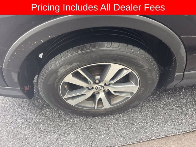 Used 2018 Toyota RAV4 XLE w/ Plus Extra Value Package AWD/4WD image 9