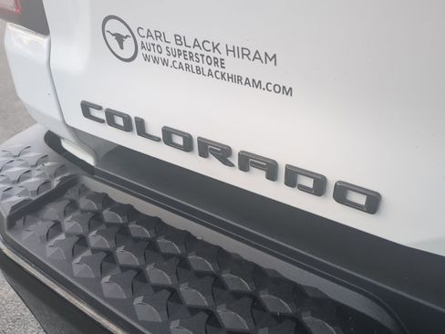 Used 2024 Chevrolet Colorado Trail Boss w/ Technology Package image 28