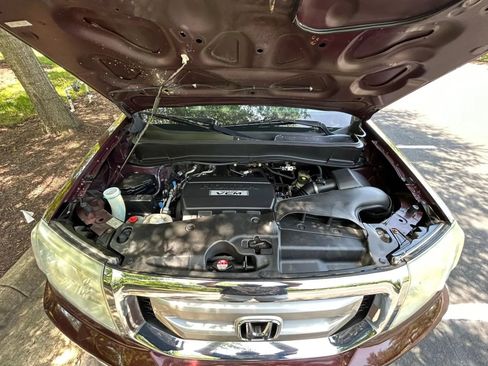 Used 2010 Honda Pilot Touring image 15