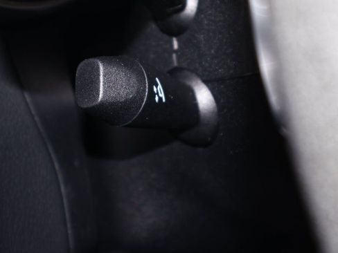 Used 2021 Mercedes-Benz C 300 4MATIC Sedan image 29