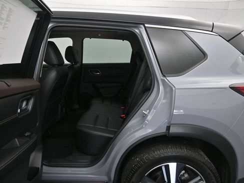 Used 2021 Nissan Rogue SL w/ Premium Package FWD image 24