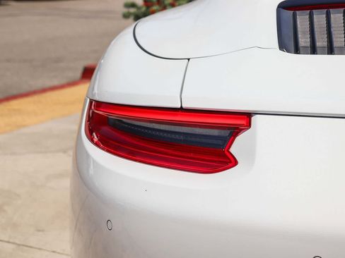 Used 2017 Porsche 911 Carrera S RWD image 7