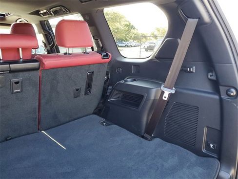 Used 2022 Lexus GX 460 Premium image 11