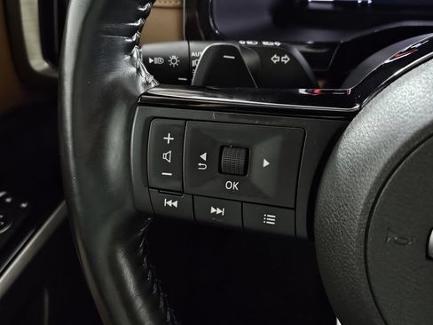 Used 2023 Nissan Pathfinder Platinum AWD/4WD image 20