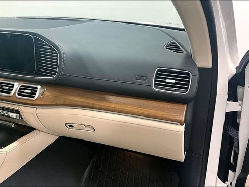 Used 2024 Mercedes-Benz GLE 350 4MATIC image 16