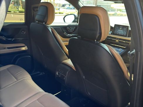 Used 2020 Lincoln Corsair Reserve w/ Equipment Group 201A image 15