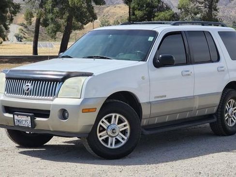 Used 2002 Mercury Mountaineer AWD V8 image 2