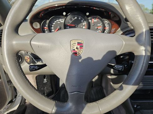 Used 2005 Porsche 911 Carrera 4S AWD/4WD image 24