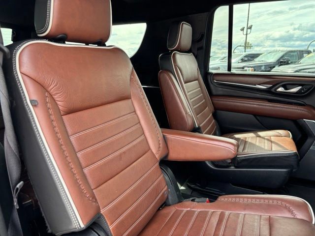 Certified 2023 GMC Yukon XL Denali Ultimate AWD/4WD image 24