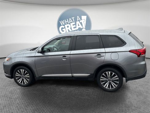 Used 2020 Mitsubishi Outlander SE image 7