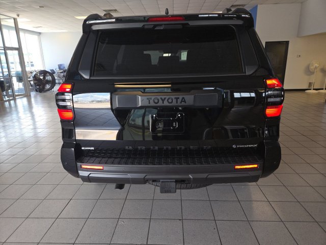 Used 2025 Toyota 4Runner TRD Off-Road AWD/4WD image 7