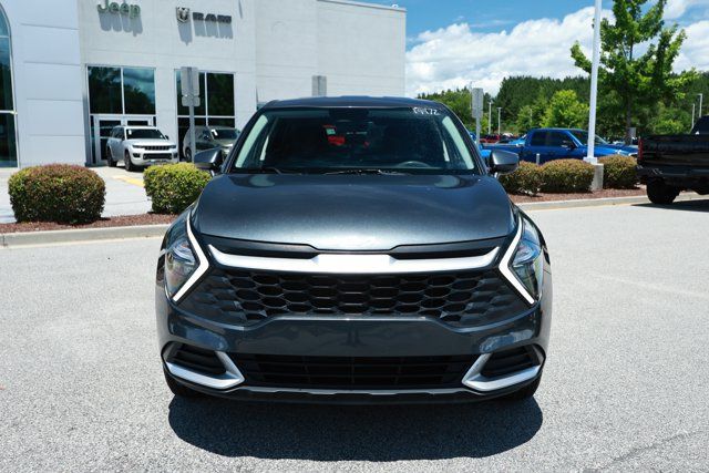 Used 2023 Kia Sportage LX AWD/4WD image 2