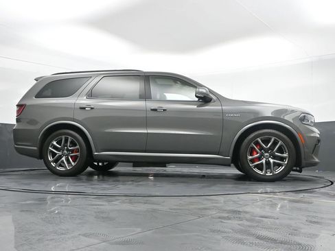 Used 2022 Dodge Durango R/T w/ Tow 'N Go Package AWD/4WD image 41