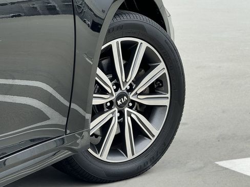 Used 2019 Kia Optima LX w/ LX Premium Package image 18