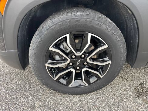 Used 2024 Chevrolet TrailBlazer ACTIV w/ Driver Confidence Package FWD image 14