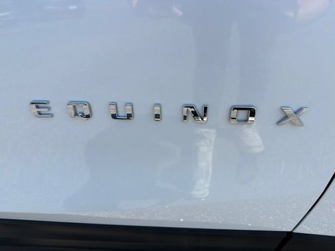 Used 2023 Chevrolet Equinox LT AWD/4WD image 10