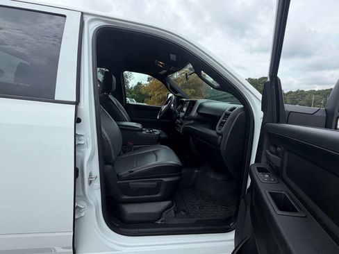 Used 2024 RAM 2500 Tradesman w/ Chrome Appearance Group RWD image 42