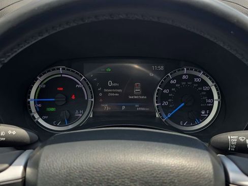 Used 2023 Toyota Highlander LE image 20